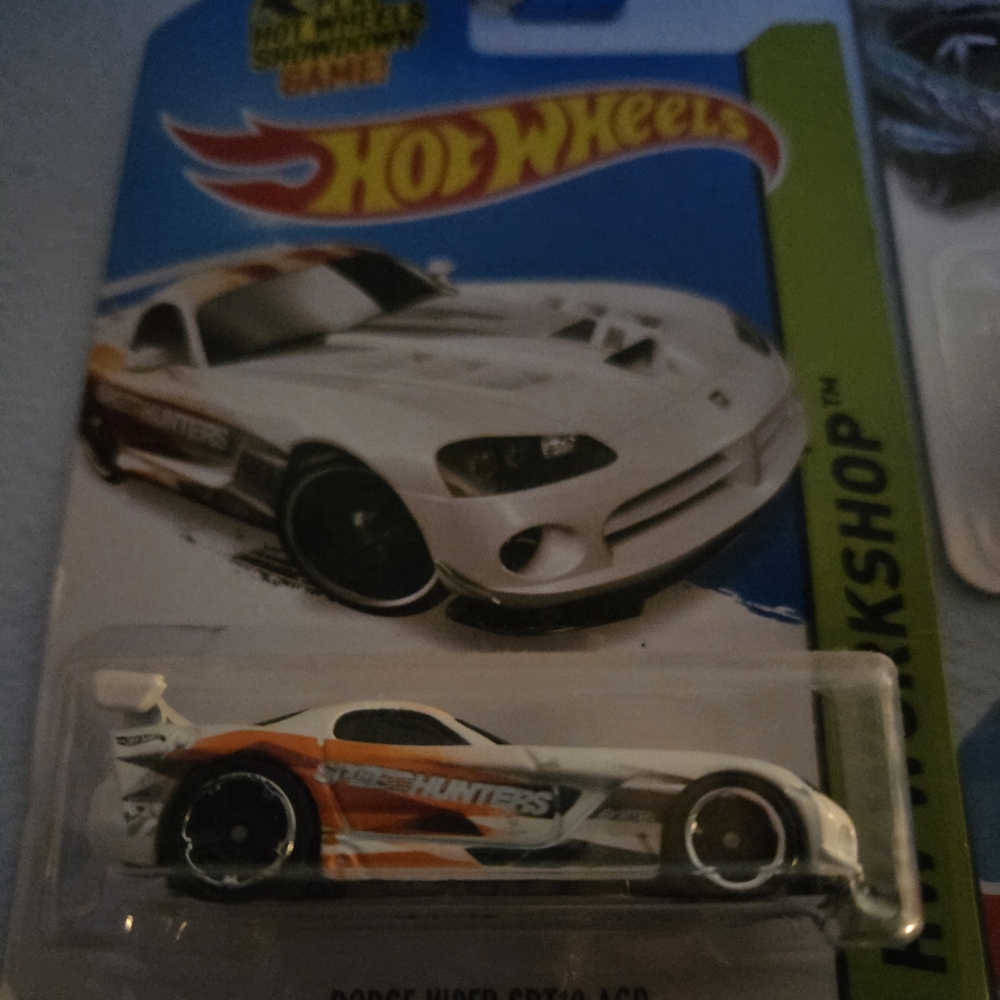 Hot Wheels White Dodge Viper